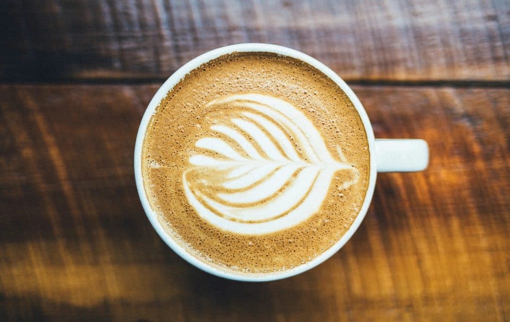 Cortado and pastry